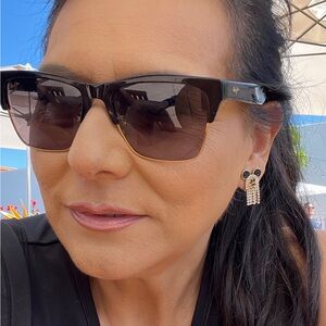 Meet your Posher, Rosemary